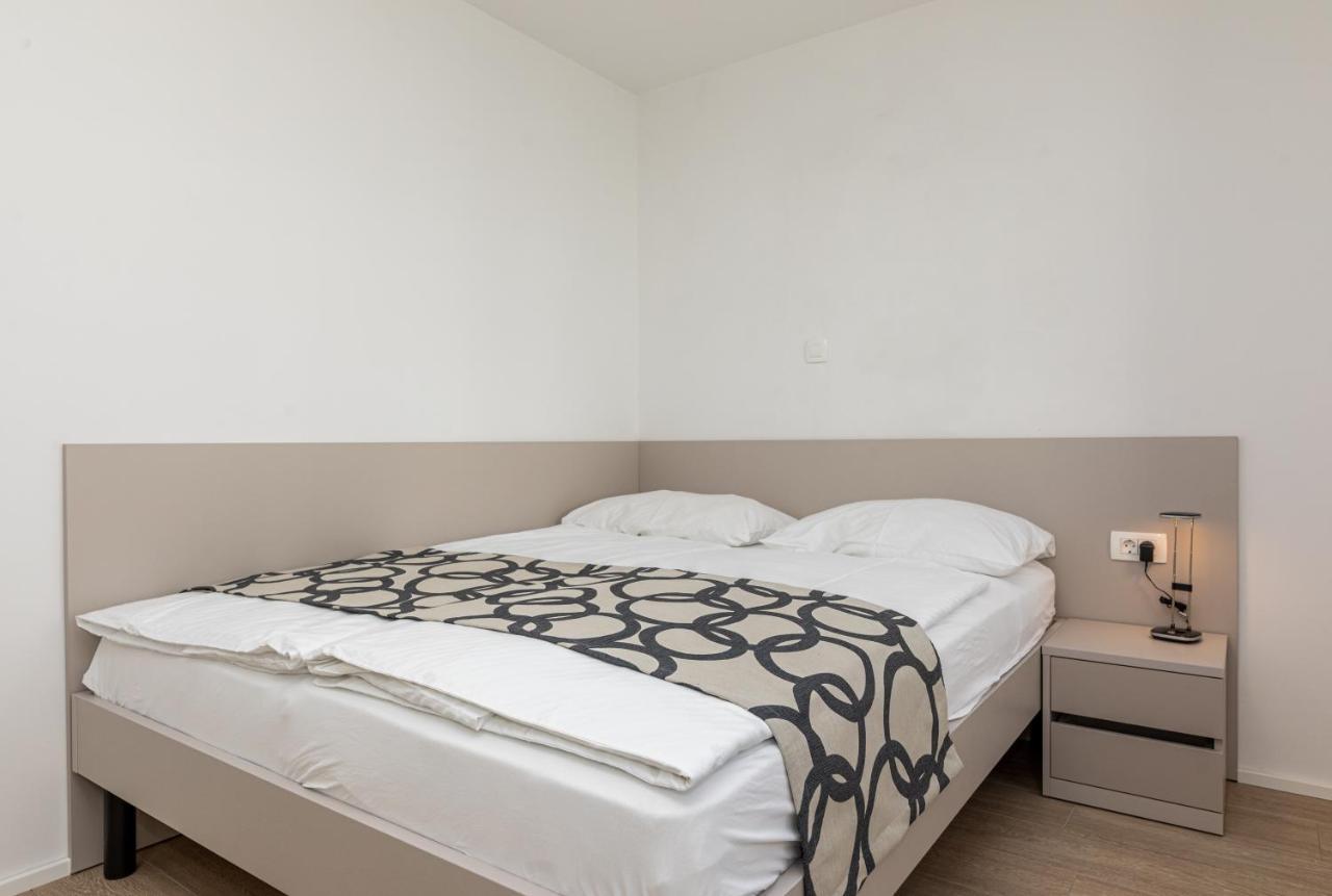 Apartments Crnekovic III Baška Eksteriør billede
