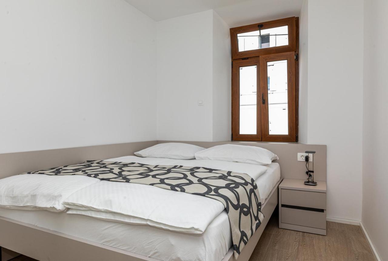 Apartments Crnekovic III Baška Eksteriør billede