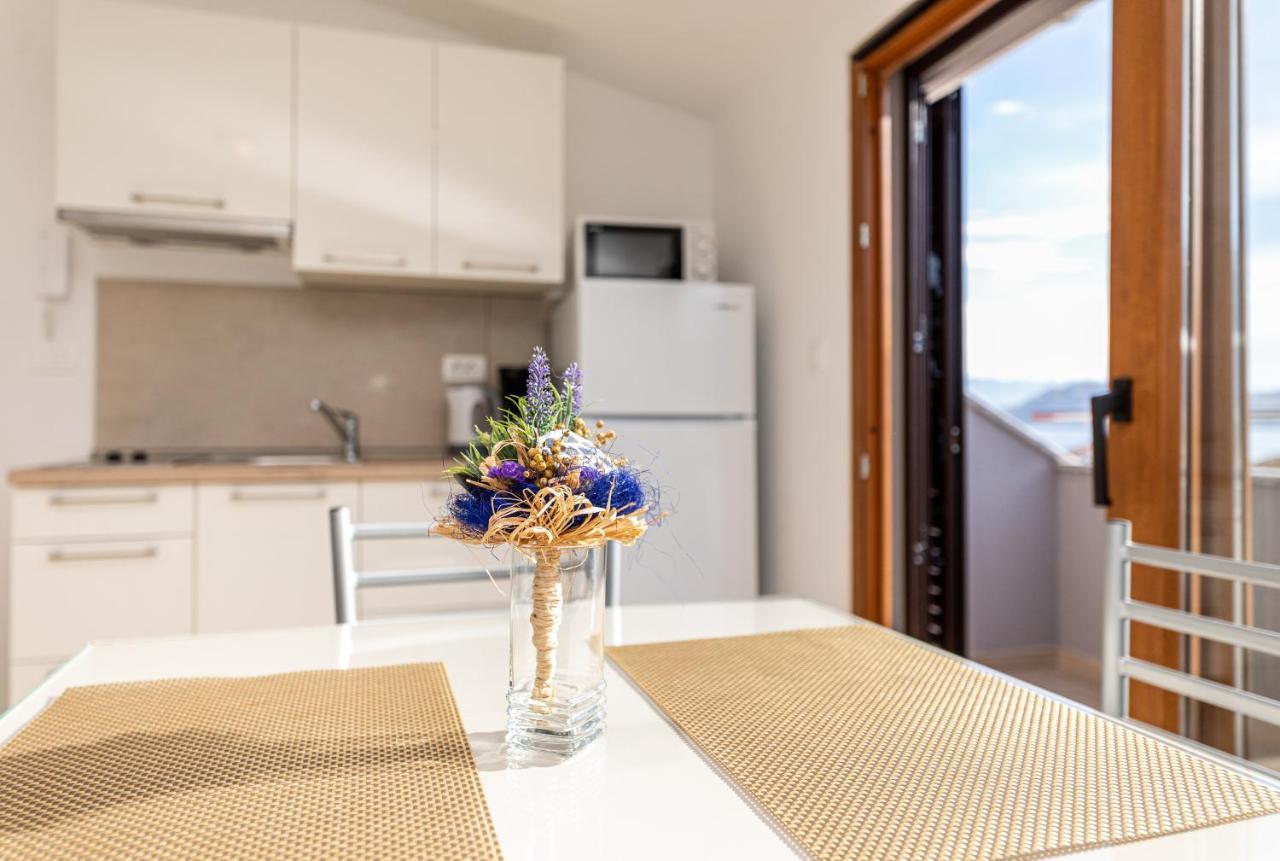 Apartments Crnekovic III Baška Eksteriør billede