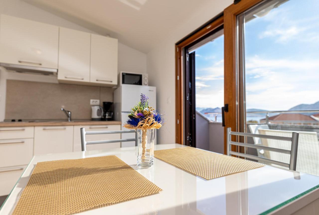 Apartments Crnekovic III Baška Eksteriør billede