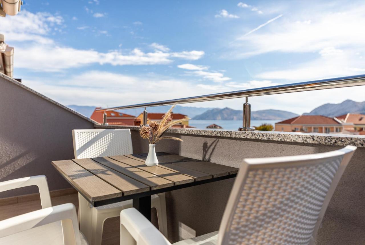 Apartments Crnekovic III Baška Eksteriør billede